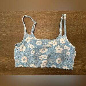 AERIE BLUE AND WHITE FLORAL SCALLOPED BANDEAU SWIM TOP - Size Large SKU:110